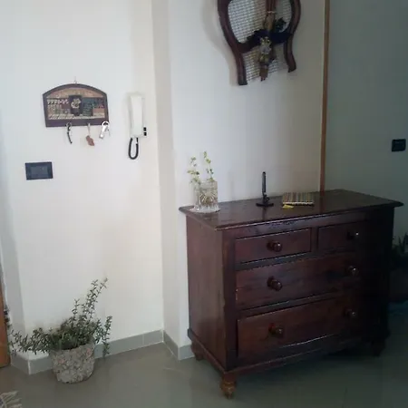 לינה וארוחת בוקר Casa Ro